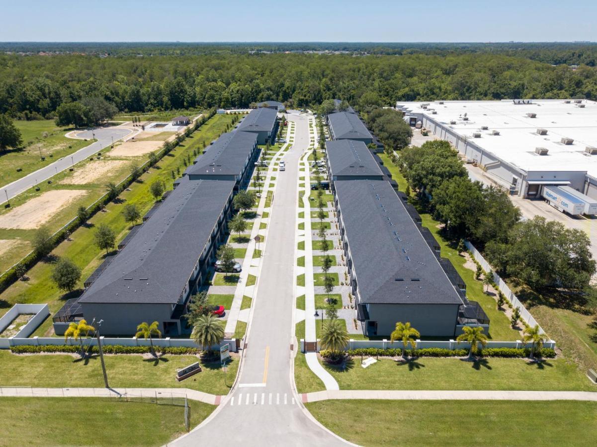 Beautiful Four Bedrooms Townhouse At Le Reve Resort Kissimmee Zewnętrze zdjęcie